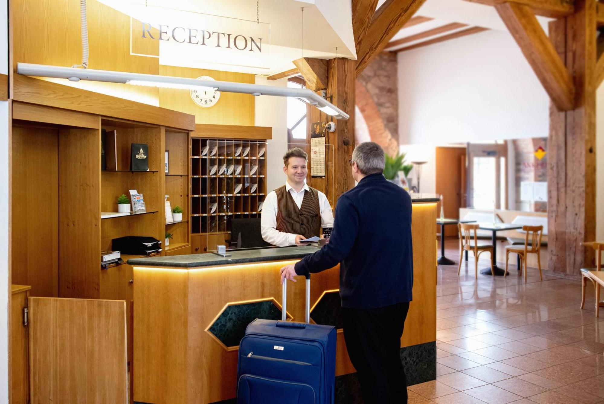 Ankerhof Hotel Halle  Buitenkant foto